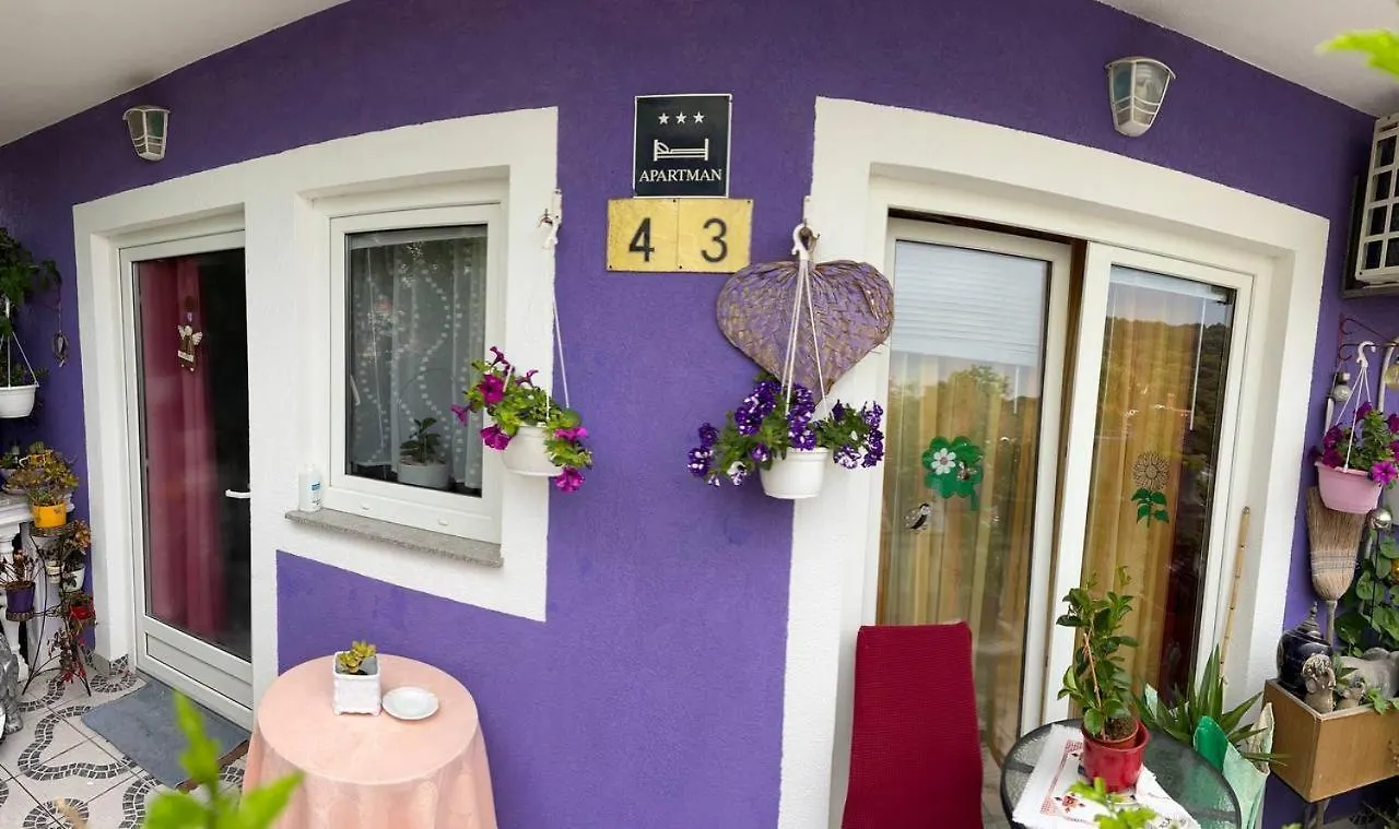 Mira Apartman Póla