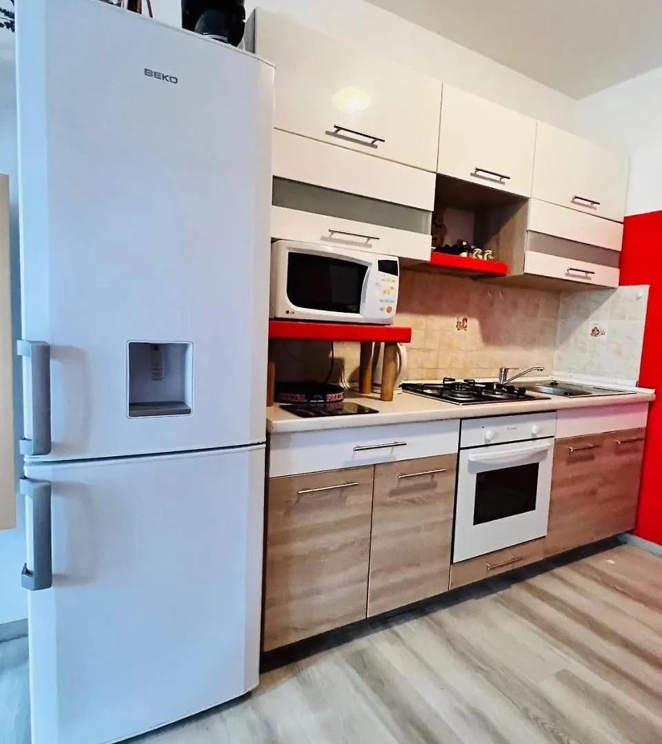 Mira Apartman Póla
