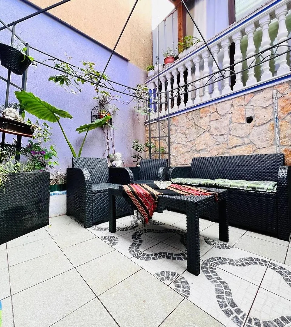 Mira Apartman Póla 0*,